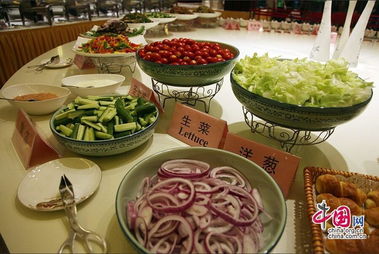 青奥会餐饮大揭秘 中西美食自助餐，到底多少钱一位？